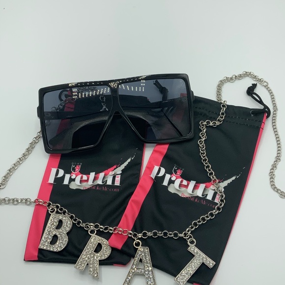 Oversized Lightweight Sunglasses - Picture 1 of 2